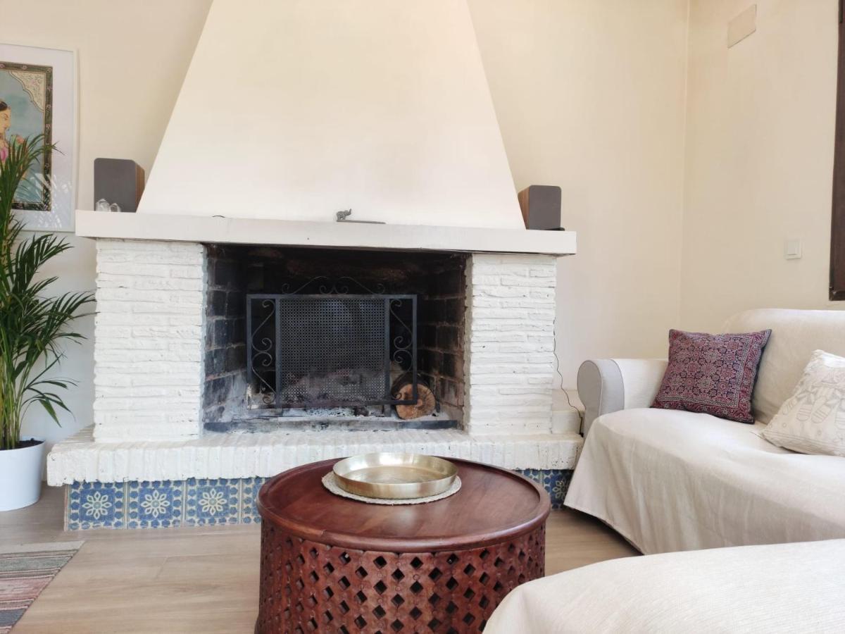 Bonita Casa Blanca En El Bosque. Villa Kordoba Bagian luar foto